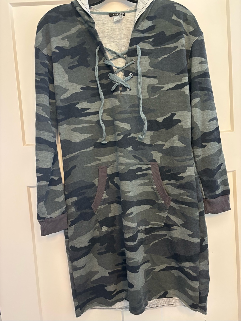VENUS Green Camouflage Lace-Up Hoodie Dress